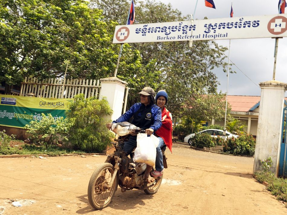 pCommunity members leaving Borkeo Referral Hospital Ratanakiri after having participated in the device testing A total number of 402 children were assessed during this stagebr br Copyright Malaria ConsortiumPeter Catonp