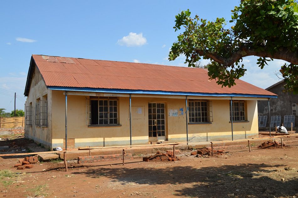 pIyolwa Health Centre III before refurbishment beganp