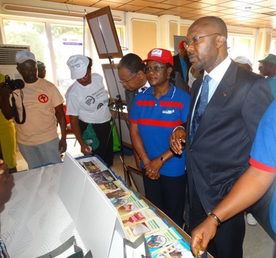 pPermanent Secretary and Representative of the Health Minister Linus Awute and the National Coordinator of the National Malaria Elimination Plan Dr N Ezeigwe at one of the exhibition stands at the ministerial press briefing in Abuja Nigeria on the occasion of World Malaria Day 2015p