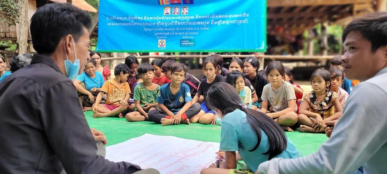 School children take part in health promotion activity, Banteay Meanchey, Cambodia