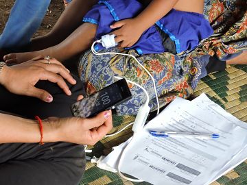 New research shows handheld pulse oximeters are suitable tools for frontline health workers in detecting severe illness in children under five in resource-poor countries
