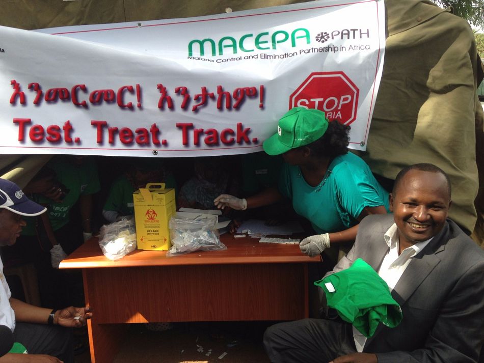pThis booth was set up to stress the importance of a correct diagnosis for malarianbspThe Southern Regional Vice President of Ethiopia and head of the regional health bureau gets tested for malaria usingnbspa rapid diagnostic test RDTnbspp